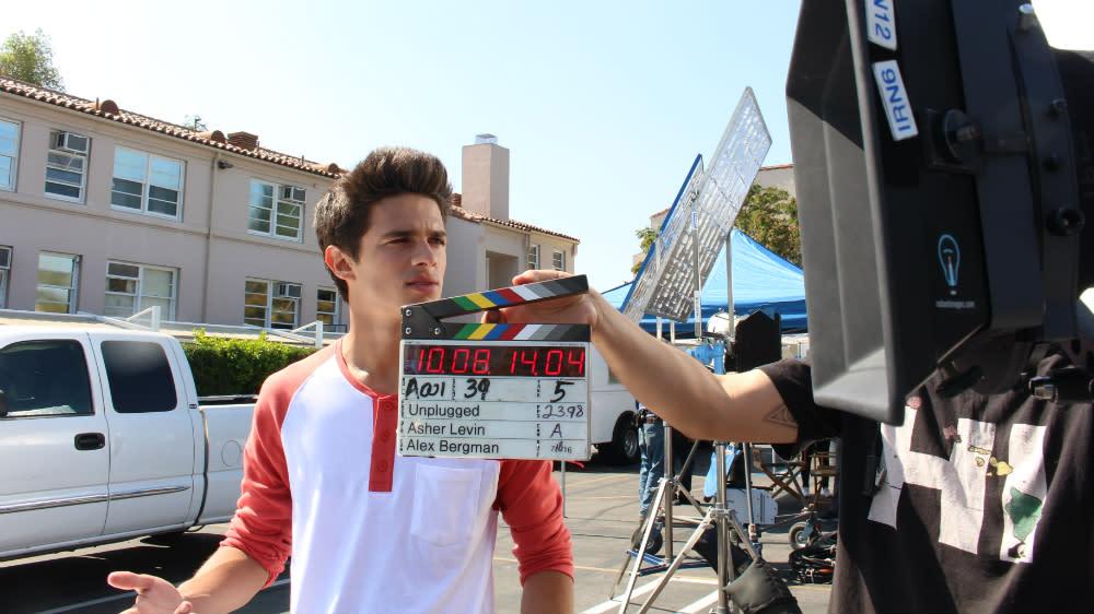 d-Celebritys_Diversified_Investments