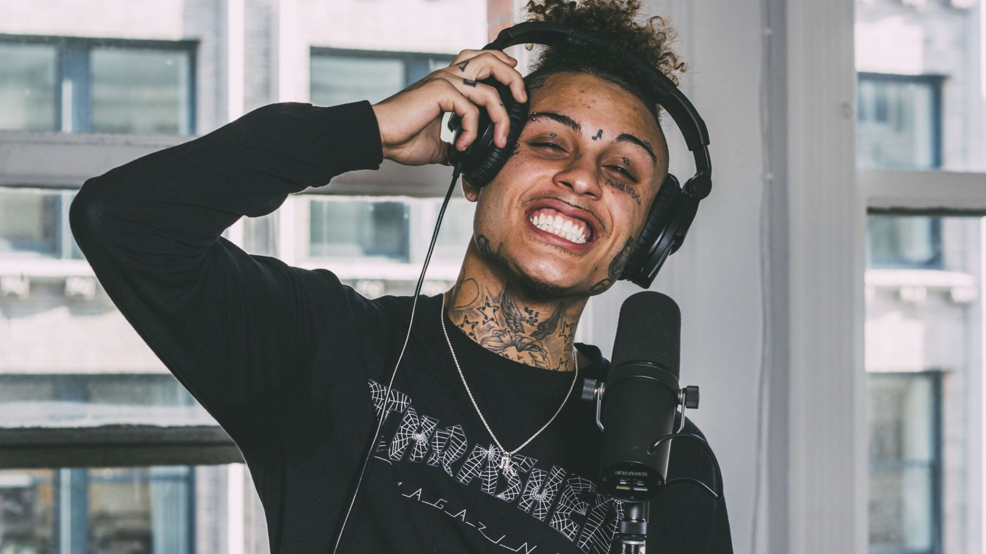 zCelebritys_Diversified_Investments